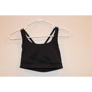 Lululemon size 4 black energy bra no padding included sports bra